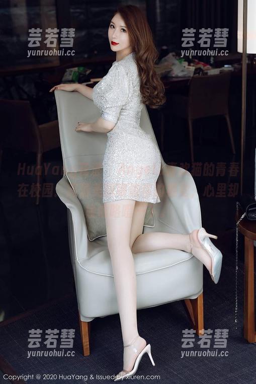 HuaYang花漾-Angela喜欢猫 HuaYang花漾 - Angela喜欢猫的青春在校园:高清美图喂饱你的视觉,心里却偷偷咯噔一下。