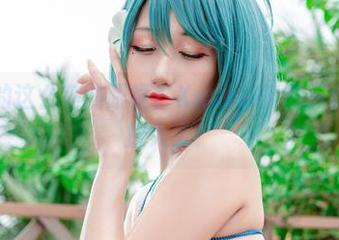 哪里来的这么美的眼镜？KuukoW的最新照片太撩人了！