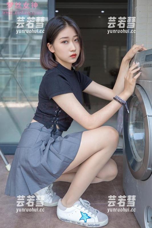 MSLASS梦丝女神-芷蕾 MSLASS梦丝女神 - 在芷蕾的套装图片合集里漫游,都是那些你没见过的色彩