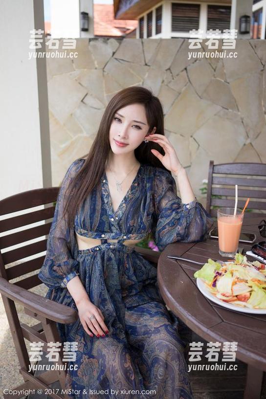 MiStar魅妍社-黄乐然 MiStar魅妍社 - 在泳池里的那一瞬间:黄乐然的私拍作品,真的有点小诱惑