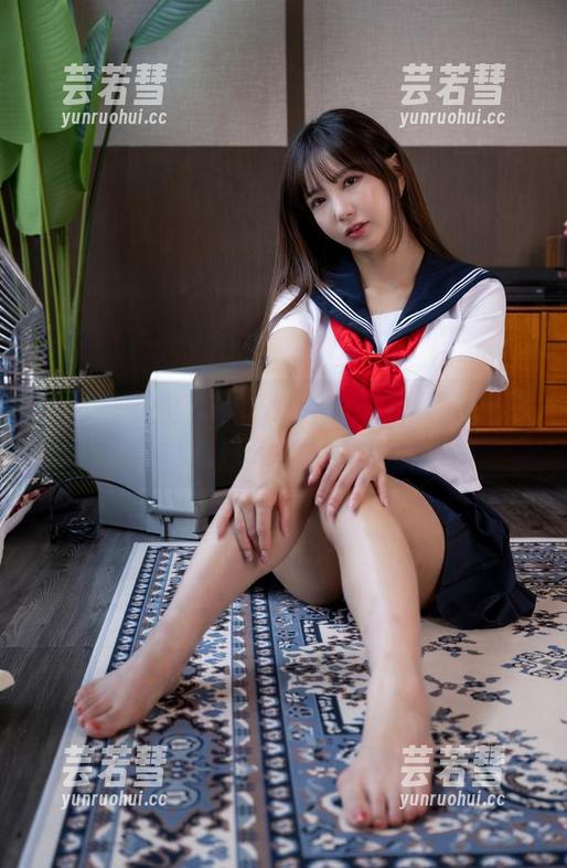 私拍校服秀，Seoyool(서율)的原图竟然让我想起了校园那些年！