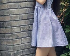 TouTiao头条女神 – 网袜的绚烂与梁芮溪的魅力：想占有的资源图片