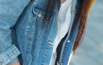 TuiGirl推女郎 – 别眨眼，易阳红裙最新作品来袭–更新得意之作！