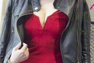 UGirls尤果网 – 私拍中的张栩菲：体操服不只是汗水的代名词，还有一丝不易察觉的诱惑！