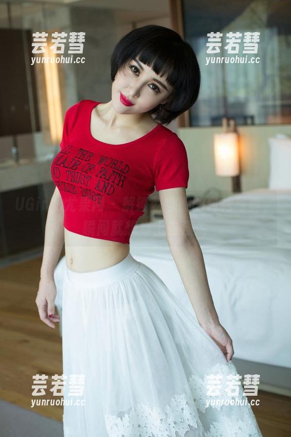 UGirls尤果网-赵娜娜 UGirls尤果网 - 解锁赵娜娜的白裙写真,瞬间就想穿上去漫游