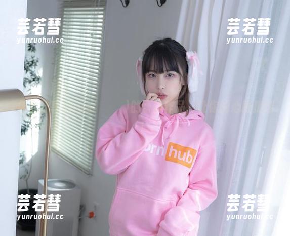 免费分享Uhye(이유혜)的蕾丝作品，让你的心跳加速！