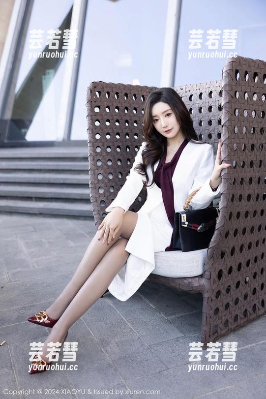 XIAOYU语画界-Dreamy小乔 XIAOYU语画界 - 夏日里的Dreamy小乔:无圣光写真,真的是种别样的美,不过别期待太高。