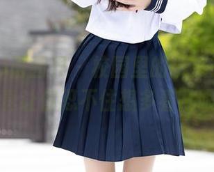 XIAOYU语画界 – 校园里的小热巴，免费写真让你忍不住想多看几眼！
