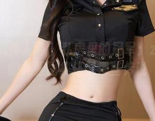 Xiuren秀人网 – 私房里的冠军：z杯悠悠的礼服图集搭配那些传说