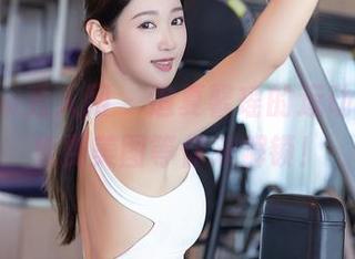 Xiuren秀人网 – 追夏馨瑶的运动步伐，免费美图等你来解锁！