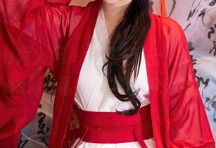Xiuren秀人网 – 制服魔法：探索婕西儿jessie私房图集的神秘维度
