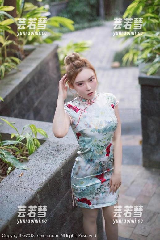 Xiuren秀人网-安妮Tess Xiuren秀人网 - 用蕾丝装饰的安妮Tess:写真里的迷离与挑逗