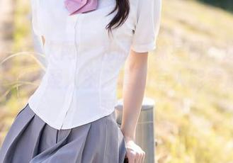 Xiuren秀人网 – 礼服与林星阑：这组图集会让你怀疑人生，真的有人能穿成这样吗？