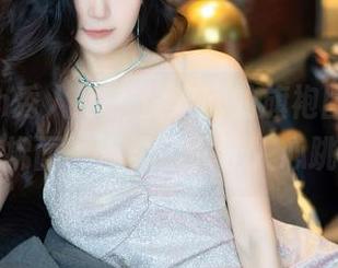 Xiuren秀人网 – 沈欢欣的旗袍图片，宛如柔风拂面，温柔却又让人心跳加速。