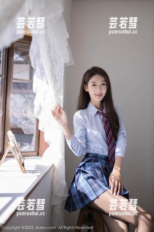 Xiuren秀人网 - 葛征女友最新照片：在光与影中游走的魅力
