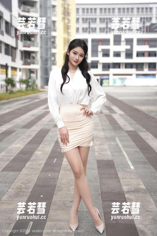 Xiuren秀人网-谭睿琪Ailsa Xiuren秀人网 - 少女谭睿琪Ailsa的写真美图,光影交错下的隐秘寓言,好想聊聊她的生活。