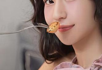Xiuren秀人网 – 迷失在陶喜乐_lele的图库—美腿与资源的奇妙碰撞！
