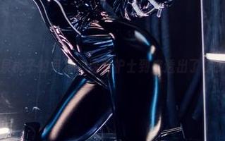 izumi泉桃子的写真，透明护士到底透出了多少秘密？