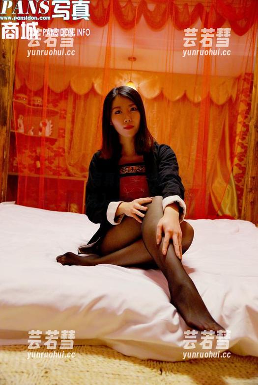 pans-小倩 pans - 小倩写真大全:裤里丝的温柔漩涡,带你进入一个不一样的世界。