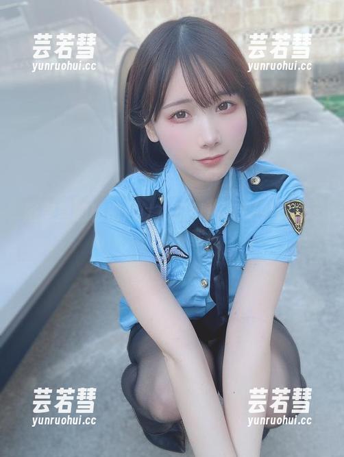 浴室里的秘密：けん研(けんけん)玩cos，快来下载！