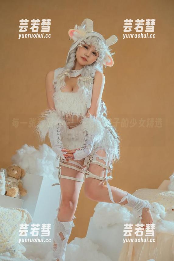 每一张都是心跳——七月喵子的少女精选图片