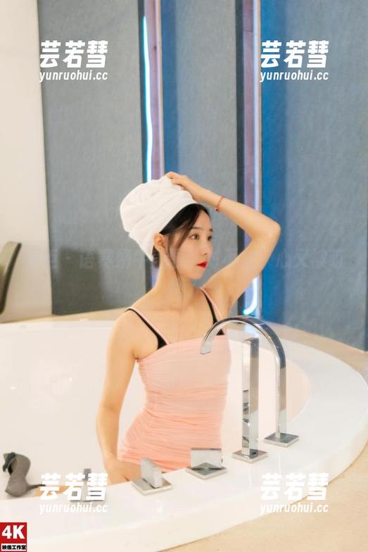 丽柜 - 语寒奶牛美图：对不起，心又被萌化了
