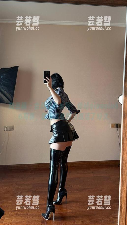 微密圈 - 会员订阅系列：俏妞qiaoniu66写真，靠着这些图片我活了好久
