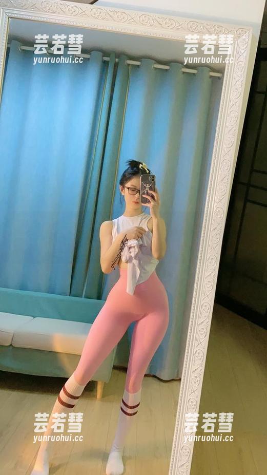 俏妞qiaoniuTT 微密圈 - 有“奶”就有美女——俏妞qiaoniuTT奶牛的绝美原图壁纸来袭!