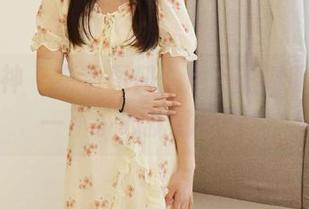 初夏女神 – 高清图册：点点的制服诱惑，一不小心就沉迷了。