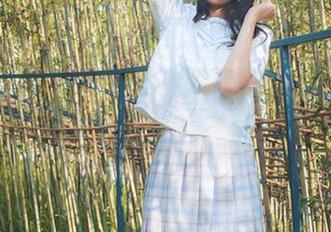 喵糖映画 – 半半子的定制之旅：礼服与写真的完美碰撞
