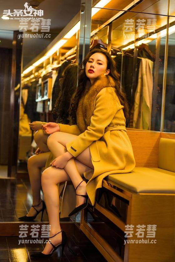 头条女神-王竹 头条女神 - 看!王竹的礼服原图,简直是仙女下凡!