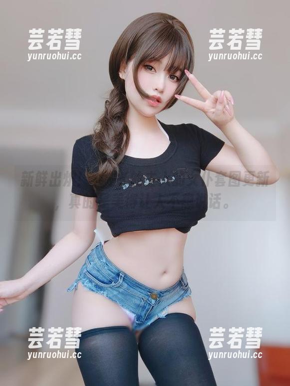 女主K 新鲜出炉!女主K的主人的女仆套图更新,真的是美得让人不想说话。