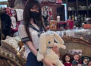 双人戏码：妖君白研的私房写真，在光影中缠绵！