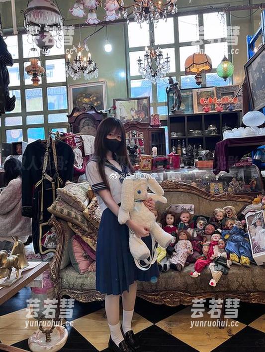 妖君白研 双人戏码:妖君白研的私房写真,在光影中缠绵!