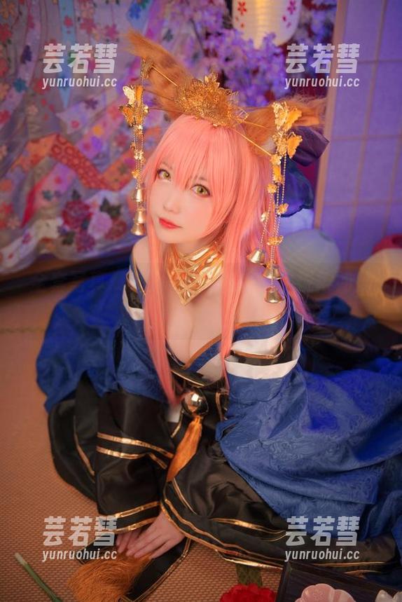 妖少you1 全套写真:妖少you1将纯白呈现得如此不讲理
