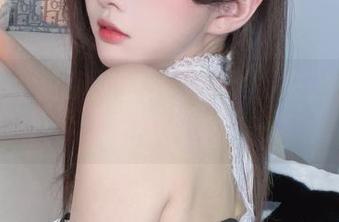想看小小奶瓶儿的浴缸图集？来，免费接驾！