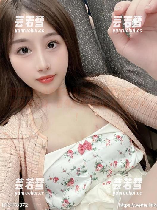 小萌子 微密圈 - 小萌子的粉色蕾丝写真:美图中的甜腻瞬间,仿佛把糖果都吃成了小甜心!