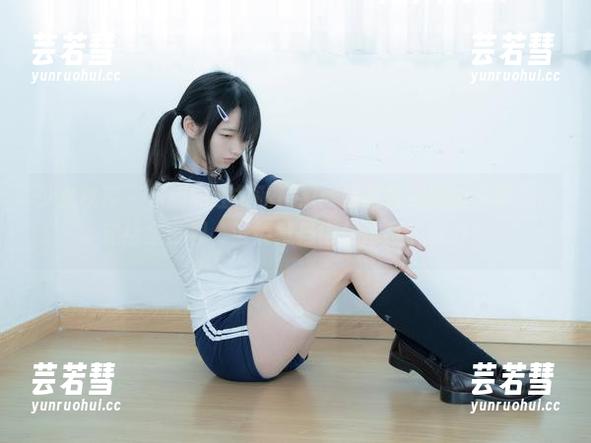 少女秩序 - 乐栀的红裙私房照：是时候把我的幸福感传递给全世界，谁能抵挡得住这样的魅力？