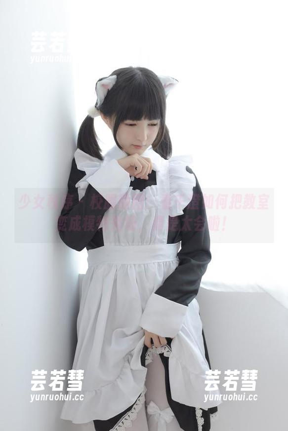 少女秩序-千澄 少女秩序 - 校服原图:看千澄如何把教室变成模特秀场,真是太会啦!