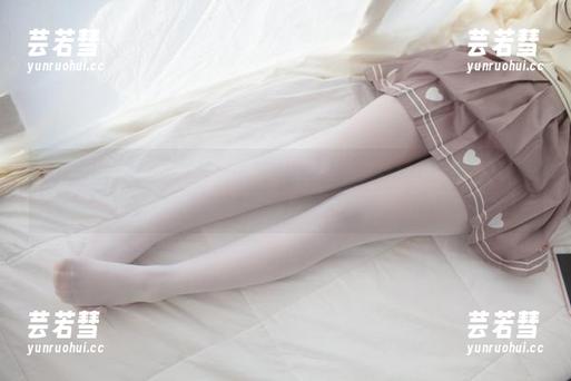 少女秩序 - 小鱼的校服时尚秀：原图壁纸，谁说校服就不能有品位？