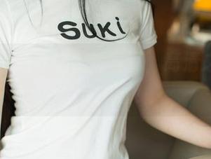 尤果网 – 杨乔之美脚写真，高清之下的柔情与力量！