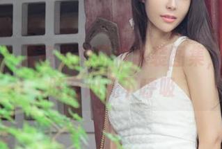 尤果网 – 无圣光的研依泳装图集，感觉肌肤在阳光下呼吸