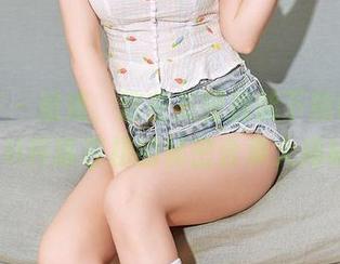 尤蜜荟 – 姐姐，这些美图我能下载吗？——H杯陈若初的秘密合集大揭秘!