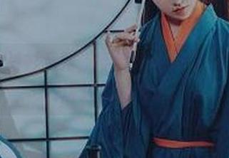 最新白衬衫系列，年年Nnian又一次让照片讲述她的故事。