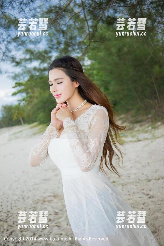 推女神 - 探索萌琪琪Lrene的白丝写真，仿佛触碰到了另一种生活