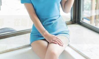 推女郎 – 在吻熙的温柔包围中，精选图片让你欲罢不能！