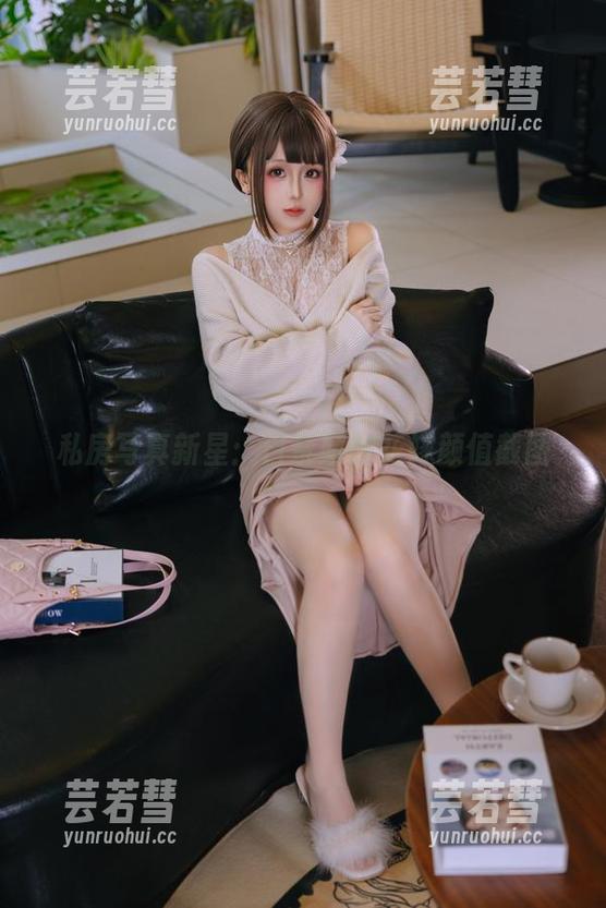 日奈娇 私房写真新星:日奈娇的花嫁颜值截图
