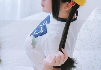 日奈娇的JK学妹写真：当萌与美丽不期而遇！