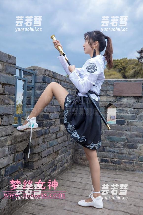 梦丝女神 - 瞧！宁夏穿上水手服，连海鸥都来凑热闹了，私房写真现场大开杀戒！