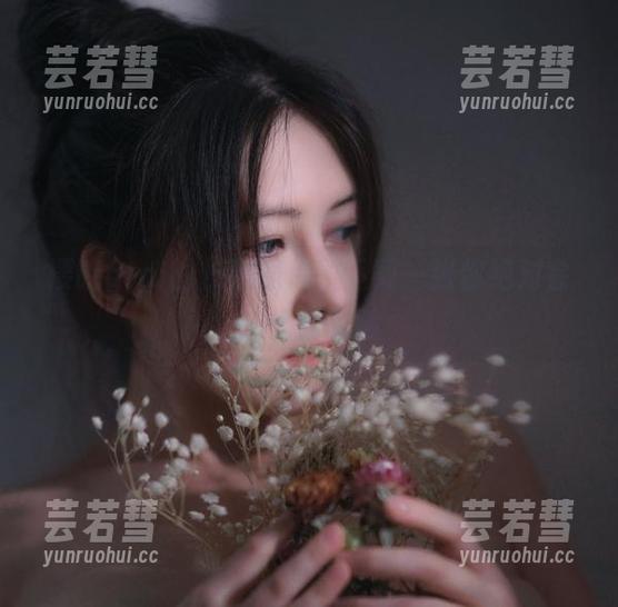 樱晚gigi的长腿照片，下载一张你绝对会想悄悄收藏